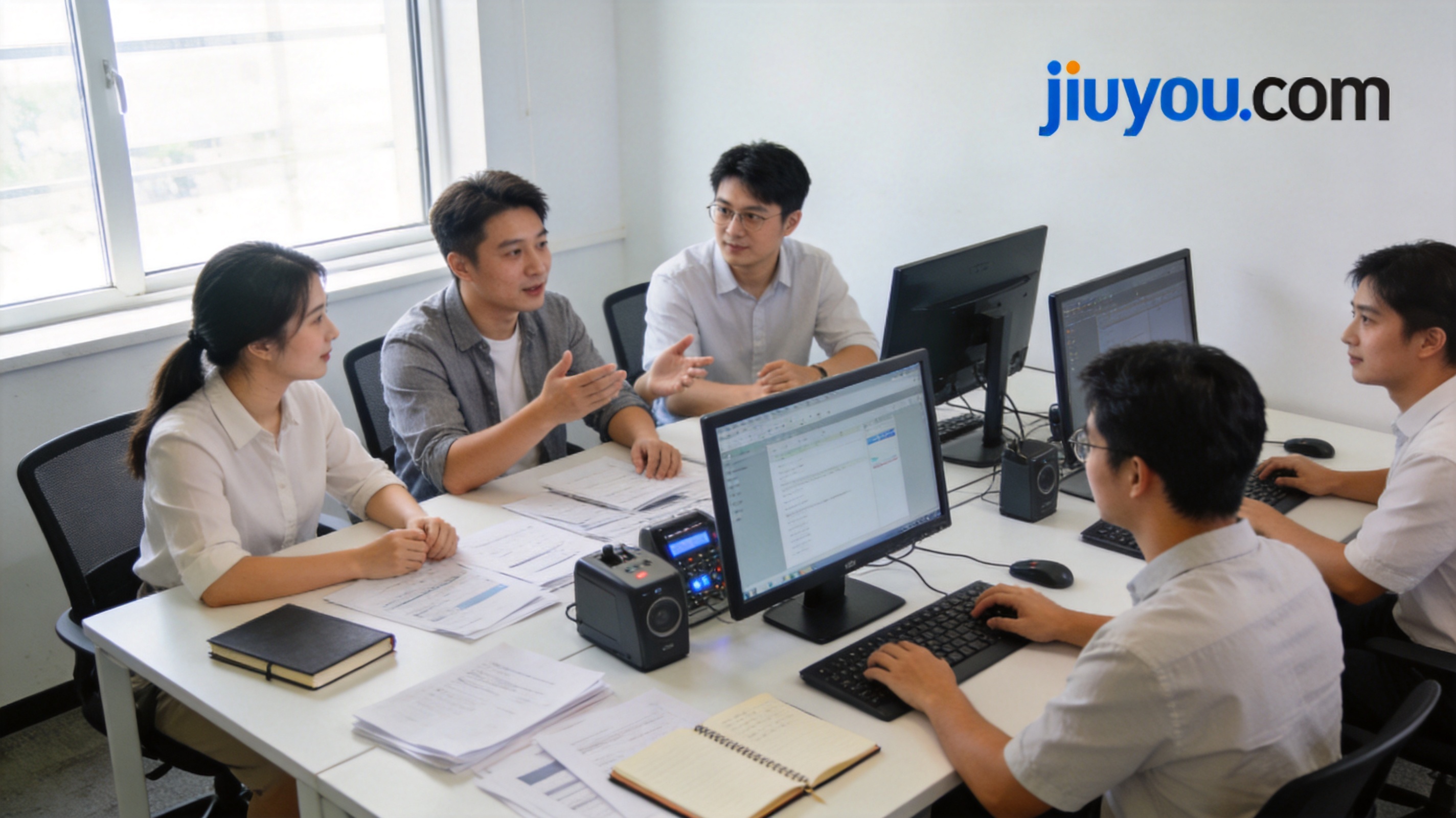jiuyou.com品牌团队，展现专业服务能力